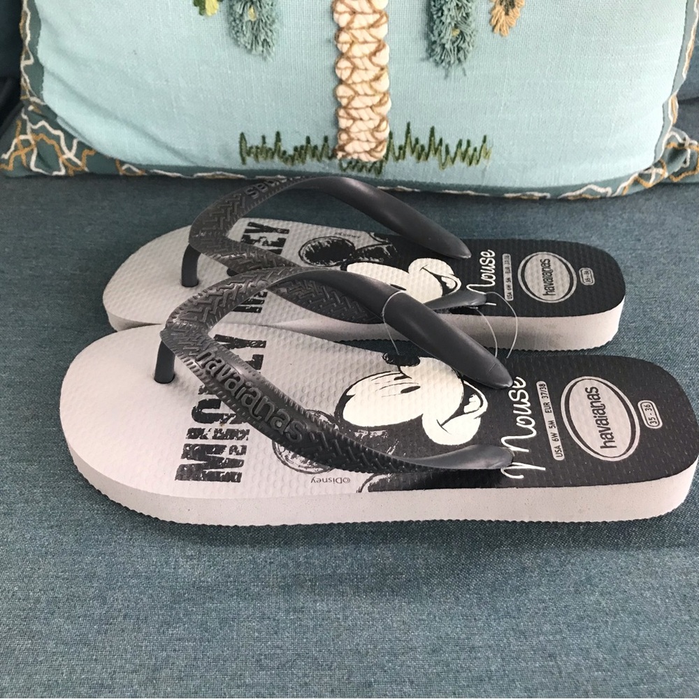Havaianas Disney Mickey Mouse Flip Flops Womens Size 5/6